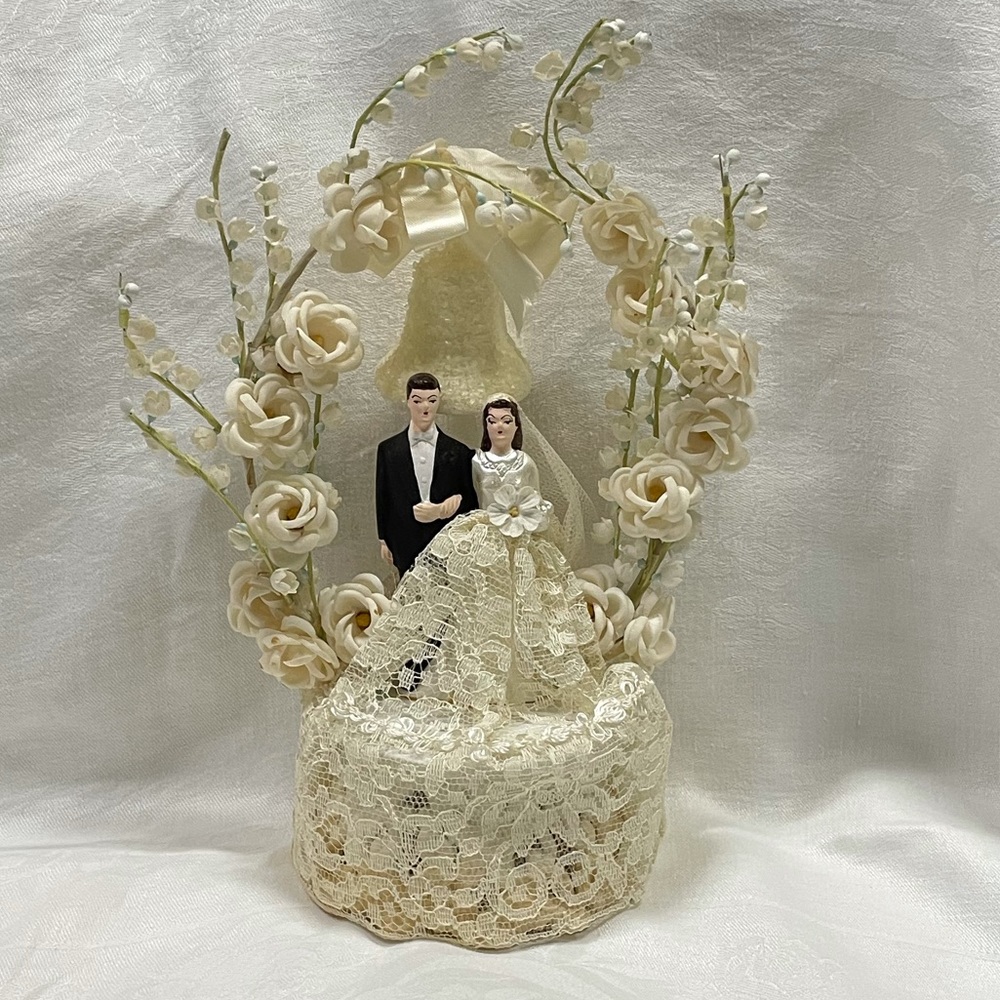 Vintage 1950s Wedding Bride Groom Cake Topper